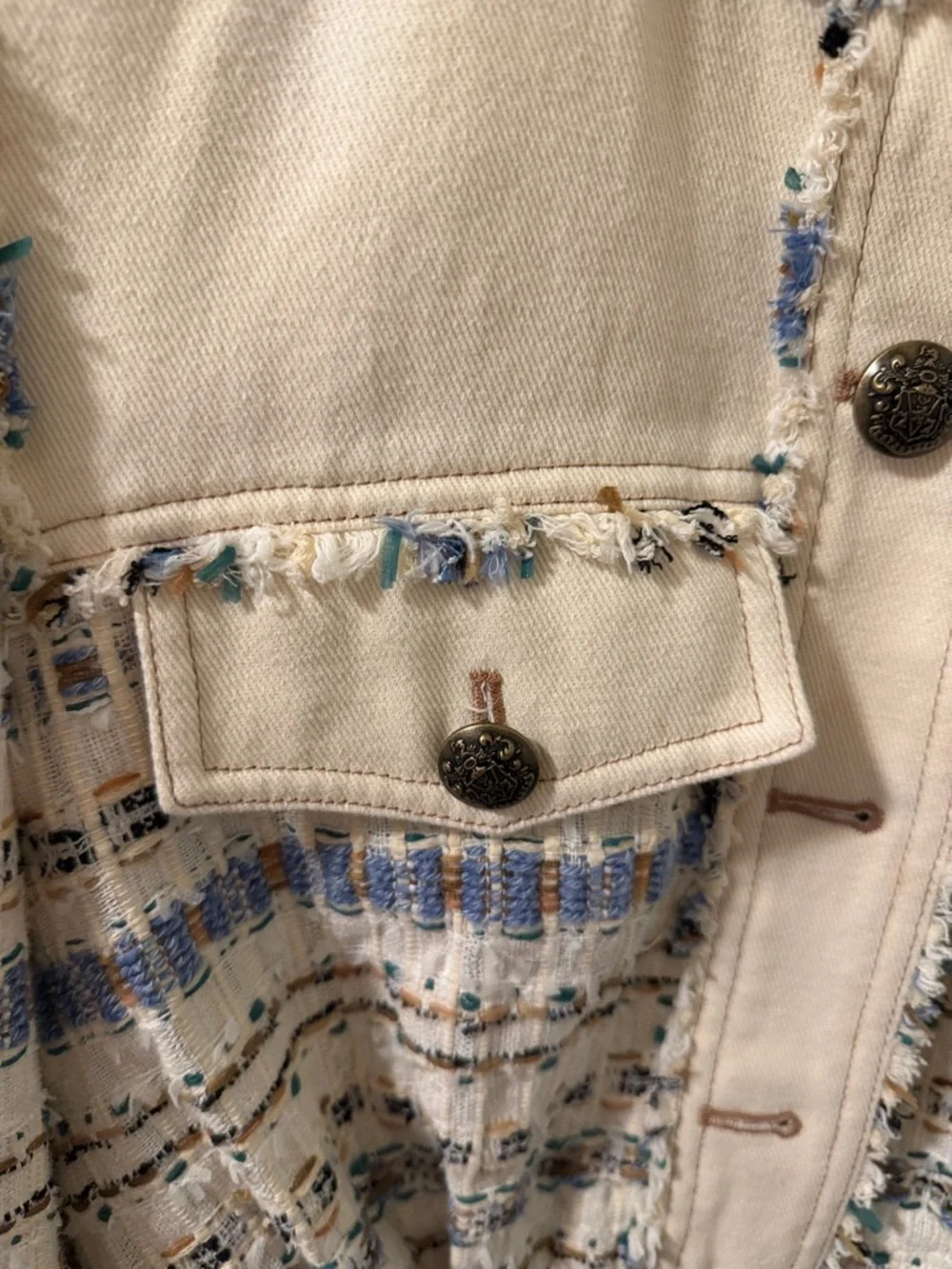 Veronica Beard Cream Tweed Jacket with Blue & Tan Accents - Picture 2 of 11